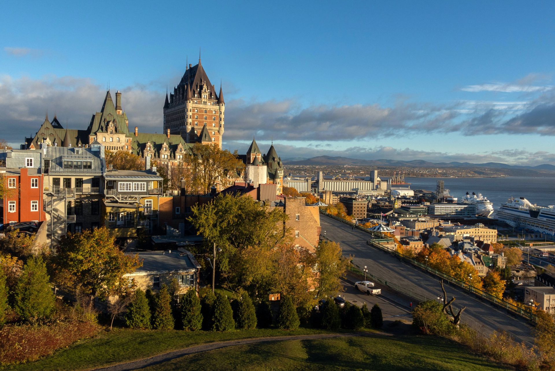 Québec — vieille ville et fleuve